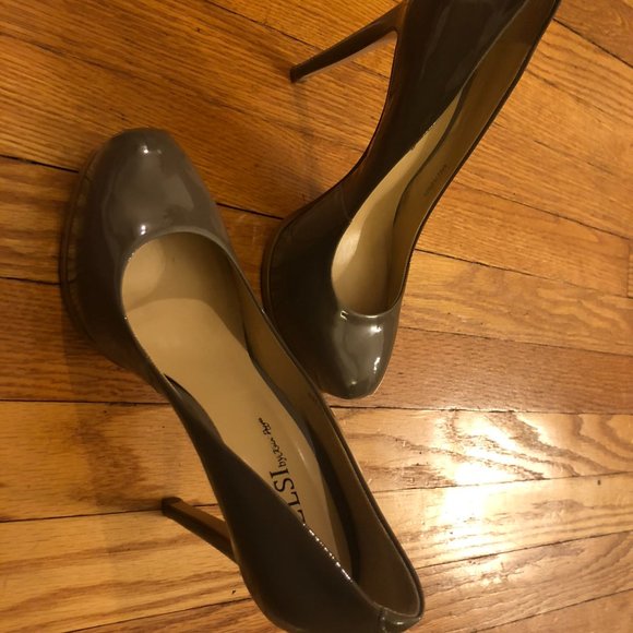 Kelsi by Kelsi Dagger Laurie Grey Patent Pump 8.5 - Picture 7 of 9